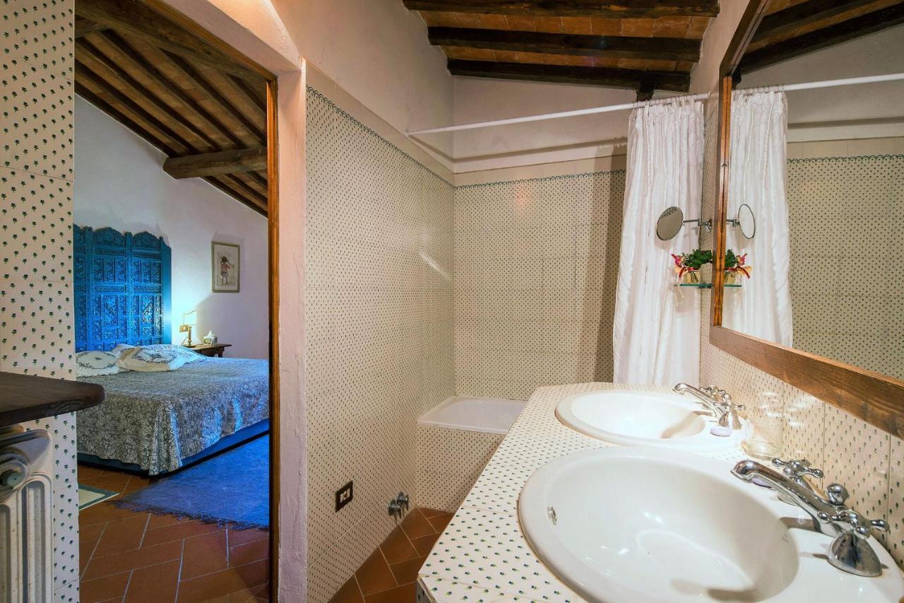 Pozza Di Volpaia By Salogi Villas Radda in Chianti Bagian luar foto