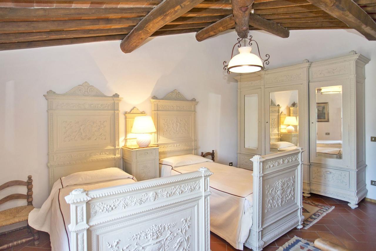 Pozza Di Volpaia By Salogi Villas Radda in Chianti Bagian luar foto